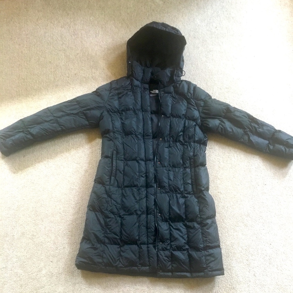 Black The North Face down parka.